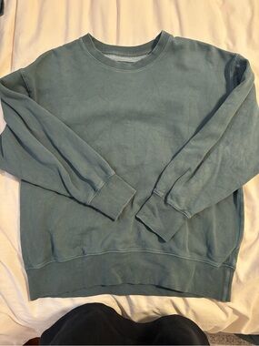 American Eagle Outfitters Men's Crewneck Sweatshirt in Muted Teal